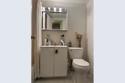 6 Whittier Place #7P, Boston, MA 02114 - Photo 9