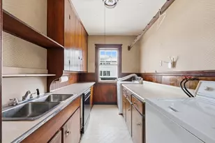 47 Houghton St, Worcester, MA 01604 - Photo 7