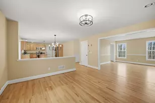 1048 Main Rd, Granville, MA 01034 - Photo 11
