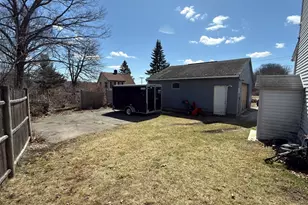 328 Brooks St, Worcester, MA 01606 - Photo 5