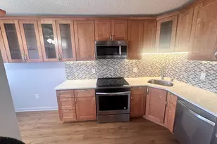 300 Lynn Shore Dr, Lynn, MA 01902 - Photo 9