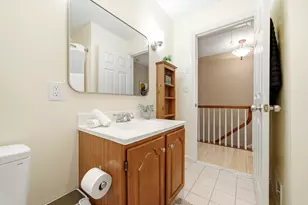 160 Pine St, Newton, MA 02466 - Photo 15