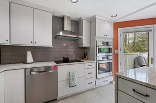 111 Brigham St, Hudson, MA 01749 - Photo 27