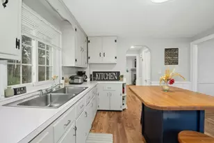 94 Spruce St, Framingham, MA 01701 - Photo 5