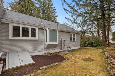 30 Allandale St, Boston, MA 02130 - Photo 29