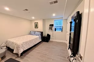 70 Gore St, Cambridge, MA 02141 - Photo 9