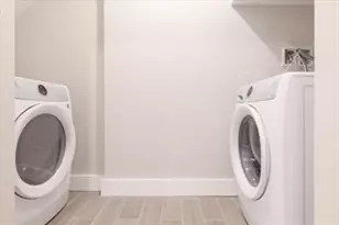 70 Gore St, Cambridge, MA 02141 - Photo 11