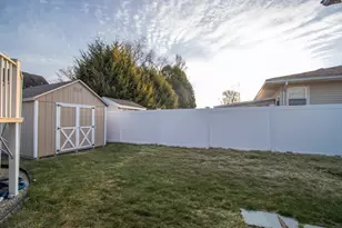 45 Beaumont Ave, Chicopee, MA 01013 - Photo 31