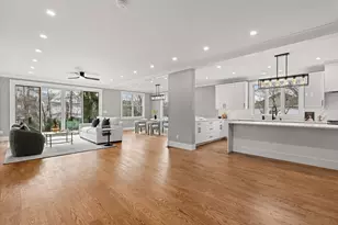 462 Waltham St, Newton, MA 02465 - Photo 1