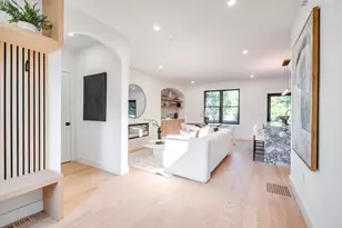 290 Watertown St, Newton, MA 02458 - Photo 3