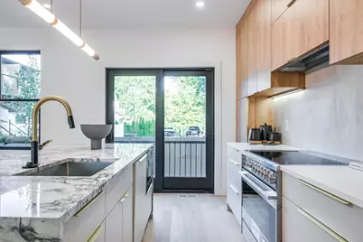 290 Watertown Street #3., Newton, MA 02458 - Photo 9