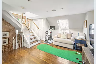 4 Mount Vernon St #PH, Boston, MA 02129 - Photo 17