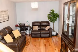 129 Quinapoxet St, Holden, MA 01522 - Photo 11