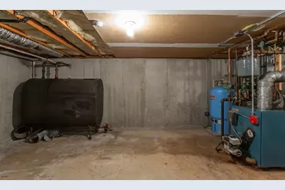 205 Perron Avenue, Somerset, MA 02726 - Photo 35