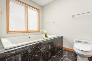 205 Perron Ave, Somerset, MA 02726 - Photo 23