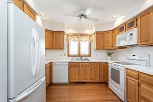 205 Perron Ave, Somerset, MA 02726 - Photo 11