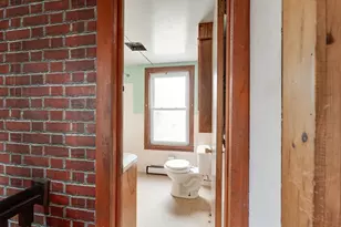 14 Dewey St, Easthampton, MA 01027 - Photo 21