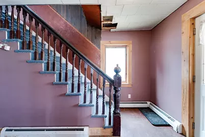 14 Dewey St, Easthampton, MA 01027 - Photo 9