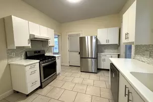 24 Weld Hill St, Boston, MA 02130 - Photo 3