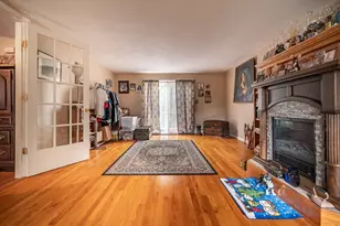 7 Eric Dr, Berkley, MA 02779 - Photo 9