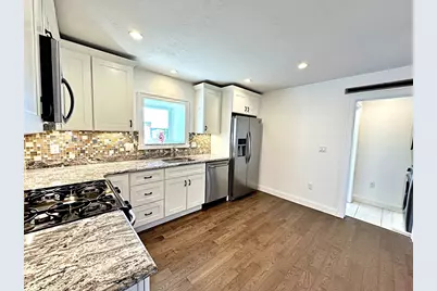 266 Lexington St #3, Boston, MA 02128 - Photo 9