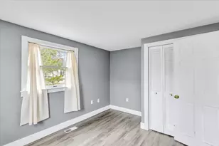 104 Edgewater Dr W, Falmouth, MA 02536 - Photo 23