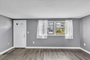 104 Edgewater Dr W, Falmouth, MA 02536 - Photo 17