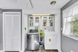 104 Edgewater Dr W, Falmouth, MA 02536 - Photo 11