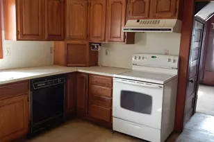 82 Beacon St, Athol, MA 01331 - Photo 3