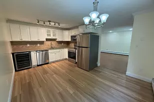 2200 Skyline Dr, Lowell, MA 01854 - Photo 7