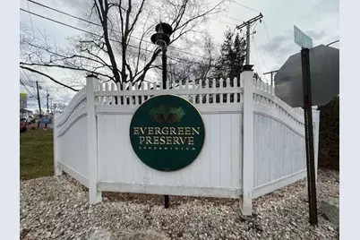 2200 Skyline Dr #4, Lowell, MA 01854 - Photo 27