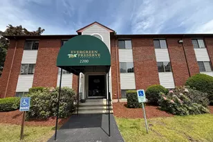2200 Skyline Dr, Lowell, MA 01854 - Photo 23