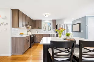 8 Freemont St, Lexington, MA 02421 - Photo 13