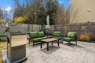 8 Freemont St, Lexington, MA 02421 - Photo 35