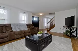 9 Post Rd, Chicopee, MA 01020 - Photo 5