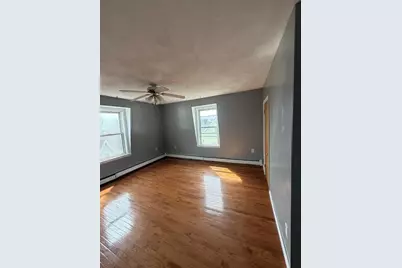 5 Washington Sq #3, Gloucester, MA 01930 - Photo 13