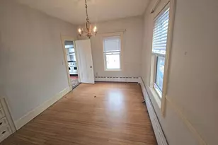 21 Mountain Ave, Somerville, MA 02144 - Photo 5