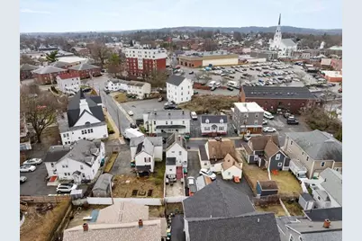 28 Everett St, Woburn, MA 01801 - Photo 19