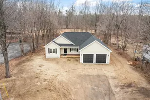 457 Patriots Rd, Templeton, MA 01436 - Photo 1