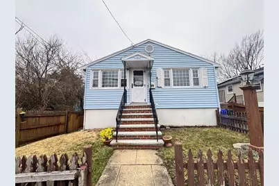 89 Cleveland St, Malden, MA 02148 - Photo 3