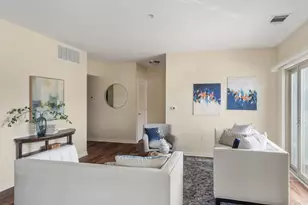 4 Repton Circle, Watertown, MA 02472 - Photo 5