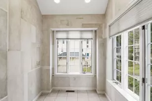 3901 Knightsbridge Close, Worcester, MA 01609 - Photo 9