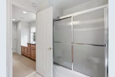 3901 Knightsbridge Close #3901, Worcester, MA 01609 - Photo 13