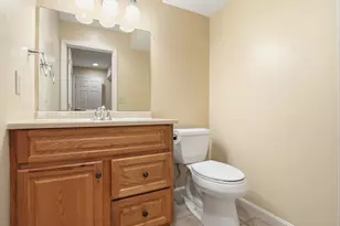 3901 Knightsbridge Close, Worcester, MA 01609 - Photo 39