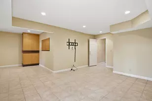 3901 Knightsbridge Close, Worcester, MA 01609 - Photo 37