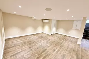 37 Fenton St, Boston, MA 02122 - Photo 15