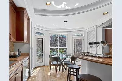 70 Montgomery St, Boston, MA 02116 - Photo 17