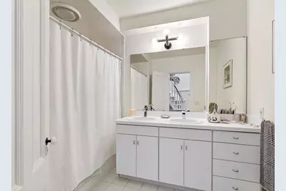 70 Montgomery St, Boston, MA 02116 - Photo 33