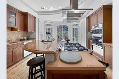 70 Montgomery St, Boston, MA 02116 - Photo 11