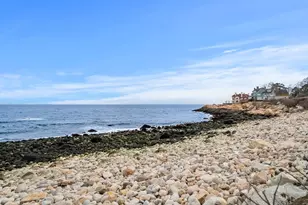 2 Ocean Ave, Gloucester, MA 01930 - Photo 27